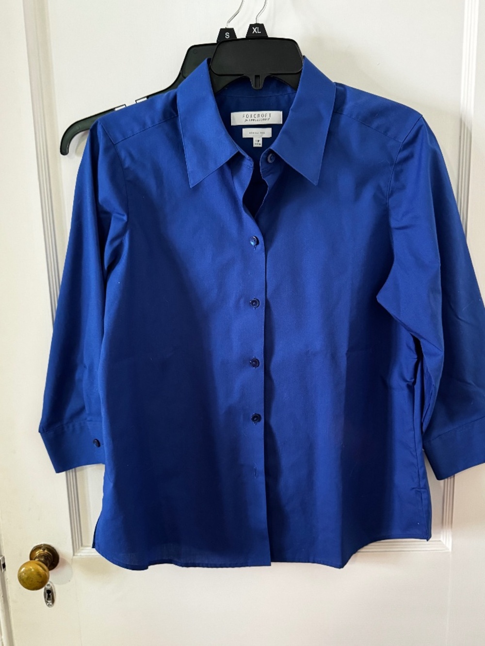 NEW! Crisp Foxcroft 3/4 sleeve wrinkle-free button-front blouse, size 10P